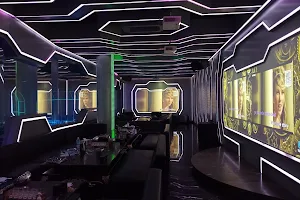 Club Matrix 星际酒吧 image
