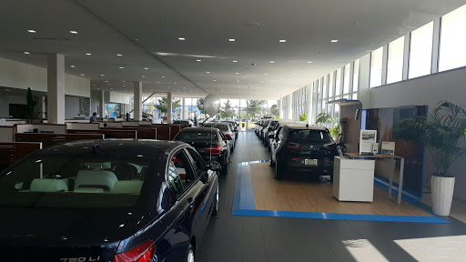 BMW Dealer «BMW of Sterling», reviews and photos, 21710 Auto World Cir, Sterling, VA 20166, USA
