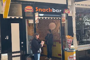 Mr.Tom Snackbar image