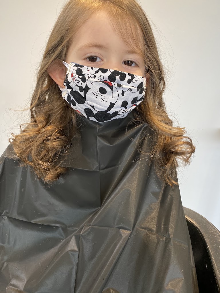 Green Door Salon 46176