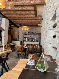 Photo n°90 de AL MADINA RESTAURANT à Marseille ()