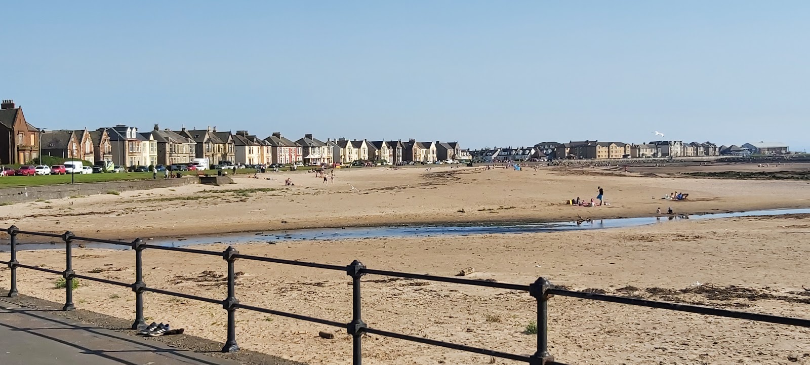 Photo of Ardrossan South Beach with very clean level of cleanliness