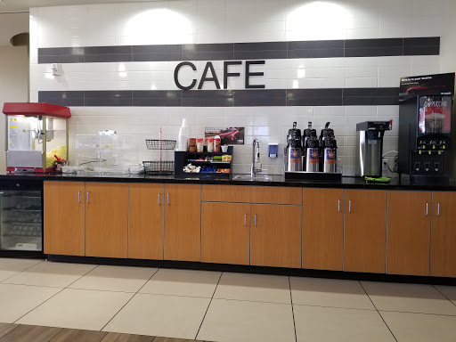 Toyota Dealer «Larry H. Miller Toyota Peoria», reviews and photos, 8633 W Bell Rd, Peoria, AZ 85382, USA