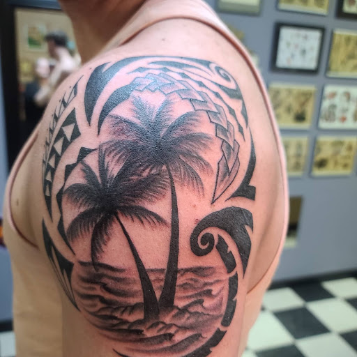 Explore mother daughter flower tattoo ideas, creative tattoo ideas in Powell, available at AVALON COVE TATTOO