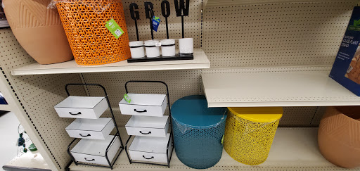 Discount Store «Big Lots», reviews and photos, 50700 Gratiot Ave, Chesterfield, MI 48051, USA