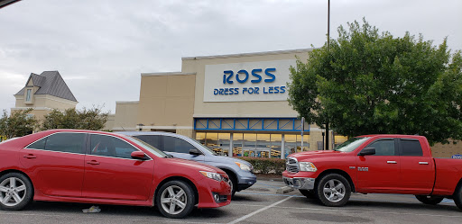 Clothing Store «Ross Dress for Less», reviews and photos, 1700 Norman Dr, Valdosta, GA 31601, USA