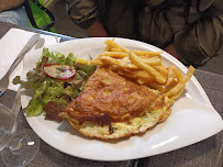 Sandwich au poulet du Restaurant français Restaurant Brasserie Bar La Crémaillère à Saint-Laurent-sur-Mer - n°3