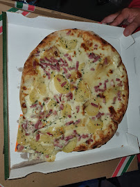 Plats et boissons du Pizzeria Vallée pizza à La Bonneville-sur-Iton - n°2