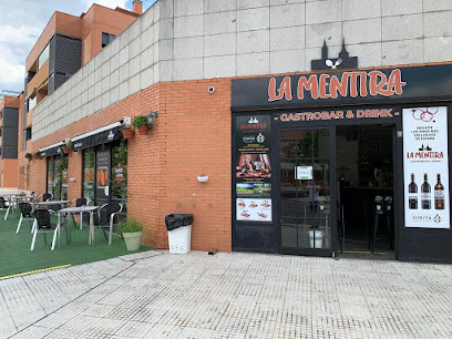 LA MENTIRA GASTROBAR & DRINKS COCINA FUSION