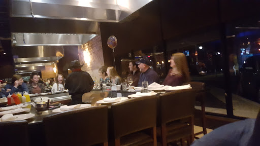 Shopping Mall «The Promenade Shops at Evergreen Walk», reviews and photos, 501 Evergreen Way #503, South Windsor, CT 06074, USA