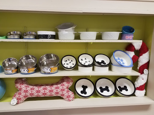 Pet Supply Store «Local Pet», reviews and photos, 415 Gettysburg St #1, Pittsburgh, PA 15206, USA