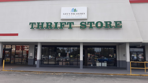 Grocery Store «Save-A-Lot», reviews and photos, 6536 Massachusetts Ave, New Port Richey, FL 34653, USA