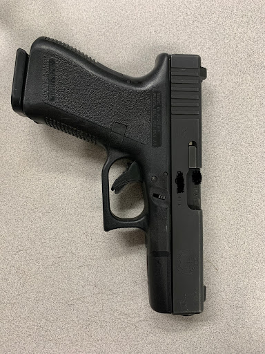 Gun Shop «South Dade Jewelry & Gun Exchange», reviews and photos, 20848 S Dixie Hwy, Miami, FL 33189, USA