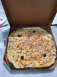 Plats et boissons du Pizzas à emporter Pizza Kinou ( redessan 30129) - n°5