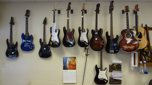 Pawn Shop «Mad Dog Pawn», reviews and photos, 3324 Manatee Ave W, Bradenton, FL 34205, USA