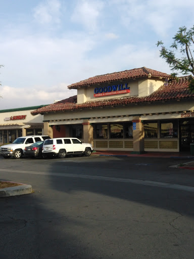 Thrift Store «Goodwill - Moreno Valley», reviews and photos, 23615 Sunnymead Boulevard, Moreno Valley, CA 92553, USA