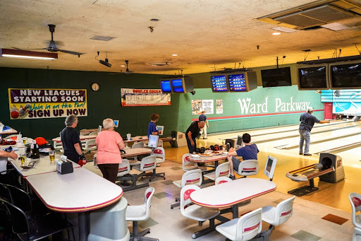 Bowling Alley «Ward Parkway Lanes», reviews and photos, 1523 W 89th St, Kansas City, MO 64114, USA