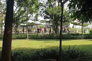 Taman Bibit Mojolangu image
