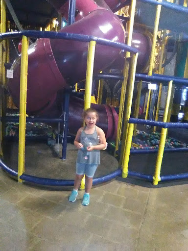 Amusement Center «Make Believe Family Fun Center», reviews and photos, 8303 Day Dr, Parma, OH 44129, USA