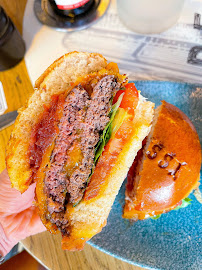 Hamburger du Restaurant Café Odessa - Brasserie parisienne tendance - n°4