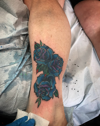 Find underboob tattoo ideas for your next unique tattoo in Libertyville at Lucky Seven Tattoo