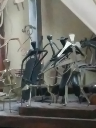 Wholesaler «Pixel 19 Vintage Clothing LLC», reviews and photos, 211 Klotter Ave, Cincinnati, OH 45219, USA