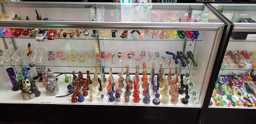 Tobacco Shop «Smoke Shop», reviews and photos, 13949 Harbor Blvd, Garden Grove, CA 92843, USA