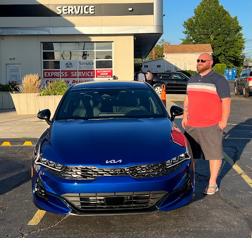 Car Dealer «Spitzer Kia Cleveland», reviews and photos, 3414 Brookpark Rd, Cleveland, OH 44134, USA
