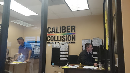 Auto Body Shop «Caliber Collision», reviews and photos, 7623 Foothill Blvd, Tujunga, CA 91042, USA