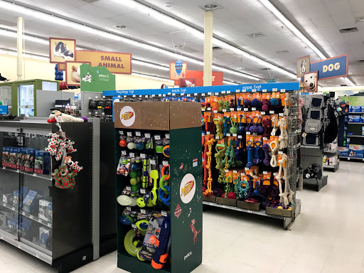 Pet Supply Store «Petco Animal Supplies», reviews and photos, 1820a W Uintah St, Colorado Springs, CO 80904, USA