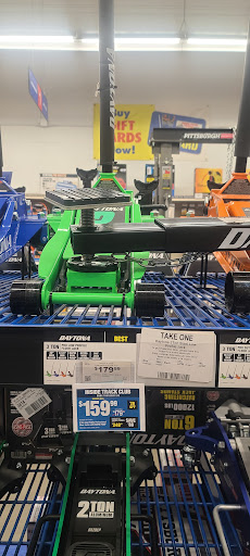 Hardware Store «Harbor Freight Tools», reviews and photos, 14345 Firestone Blvd, La Mirada, CA 90638, USA