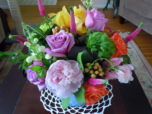 Flower Delivery «Phil-Amy Florist», reviews and photos, 704 Dogwood Ave, Franklin Square, NY 11010, USA