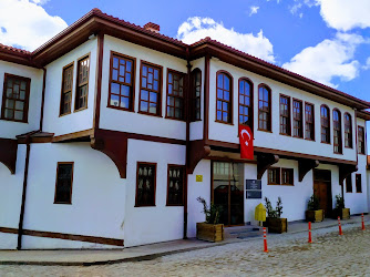 Sarikadi Konaği