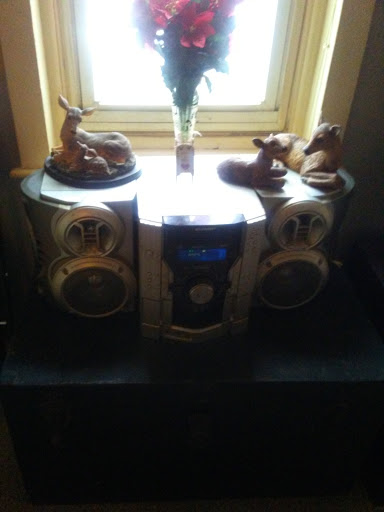 Nail Salon «Villa De Goochi», reviews and photos, 29 N Washington St, Oxford, MI 48371, USA