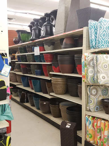 Discount Store «Big Lots», reviews and photos, 8950 MN-7, Minneapolis, MN 55426, USA