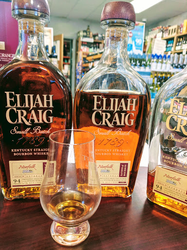 Wine Store «Norfolk Wine & Spirits», reviews and photos, 206 Dedham St, Norfolk, MA 02056, USA