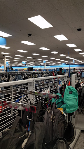 Clothing Store «Ross Dress for Less», reviews and photos, 1419 N Davis Rd, Salinas, CA 93907, USA
