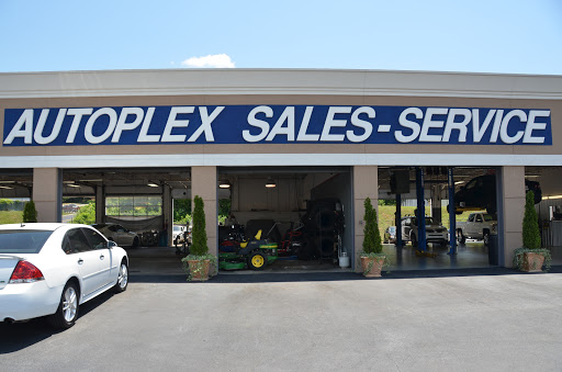 Car Dealer «Tony Knight Autoplex», reviews and photos, 955 N Riverside Dr, Clarksville, TN 37040, USA