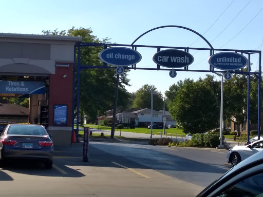 Car Wash «Delta Sonic Car Wash», reviews and photos, 13700 S Cicero Ave, Crestwood, IL 60445, USA