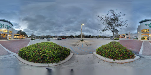 Whole Foods Market, 11701 Lake Victoria Gardens Ave, Palm Beach Gardens, FL 33410, USA, 