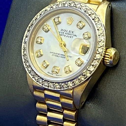 Pawn Shop «La Familia Pawn and Jewelry», reviews and photos, 1823 NW 79th St, Miami, FL 33147, USA