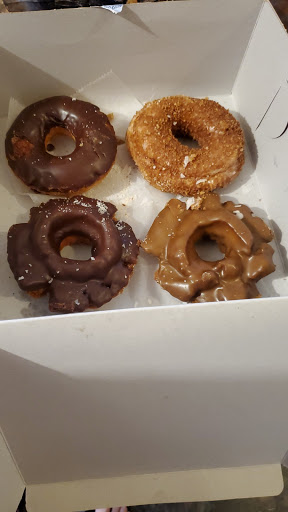 Donut Shop «Golden Donut», reviews and photos, 2360 University Ave, San Diego, CA 92104, USA