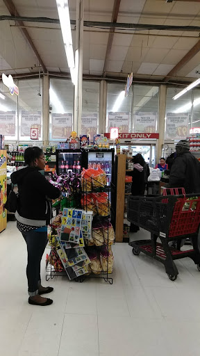 Supermarket «Compare Foods», reviews and photos, 4300 N Tryon St, Charlotte, NC 28213, USA