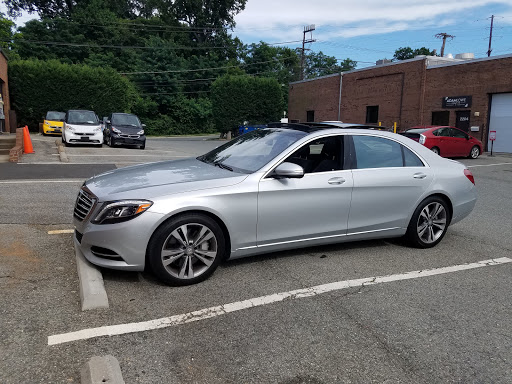 Used Car Dealer «Universal Auto Group», reviews and photos, 2221 Distribution Cir, Silver Spring, MD 20910, USA