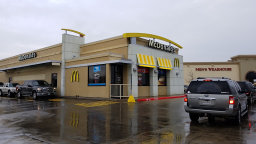 Grocery Store «H.E.B.», reviews and photos, 2805 Business Center Dr, Pearland, TX 77584, USA