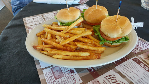 Restaurant «HOMETOWN FAMILY RESTAURANT», reviews and photos, 1 N Londonderry Square, Palmyra, PA 17078, USA