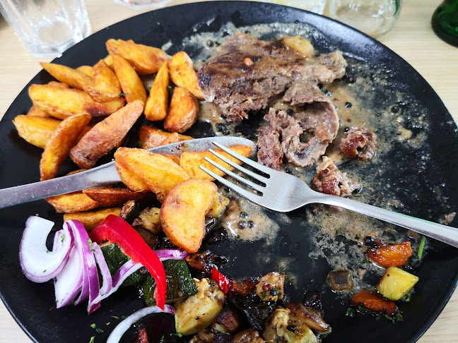 Hozzászólások és értékelések az Csikar Csárda és Panzió-ról