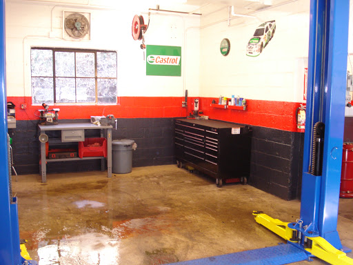 Auto Repair Shop «Vehicle Maintenance Center», reviews and photos, 337 Camp Horne Rd, Pittsburgh, PA 15202, USA