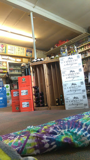 Beer Store «Amelia Liquors Inc», reviews and photos, 225 N Amelia Ave, DeLand, FL 32724, USA