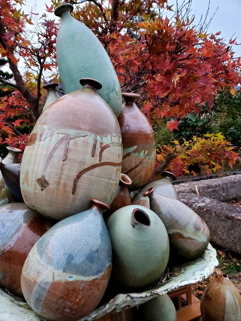 日本六古窯現代名陶館・千代市陶房